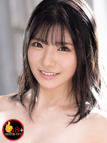 Momo Nanase