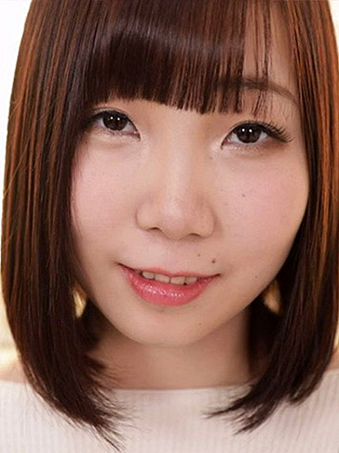 Nana Ota (太田奈々)