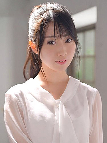 Rina Yoshino