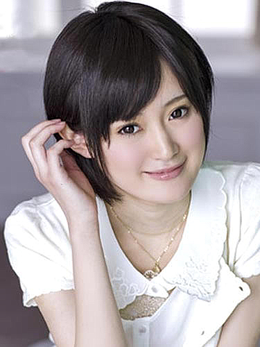 Towa Aragaki (新垣とわ)