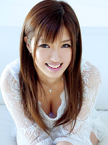 Urara Sakita (咲田うらら)