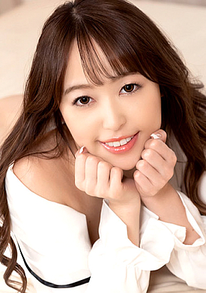 Debut Vol.66 〜淫らに濡れる清純派美女〜
