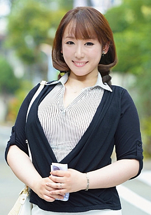 豊満ホルスタイン奥様爆乳ゆっさゆさ中出しセックス