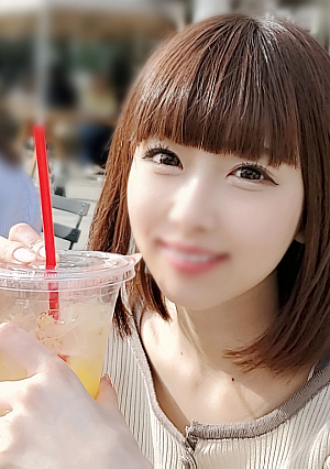 50%OFF! 顔出し【無修正】街で偶然出会った美少女はまさかの現役女子大生だった・・・2度と逢えない気がして中出し