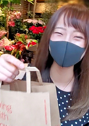 50%OFF! 【無修正】少女の様な笑顔が愛らしい現役専門学生19歳に生中出し